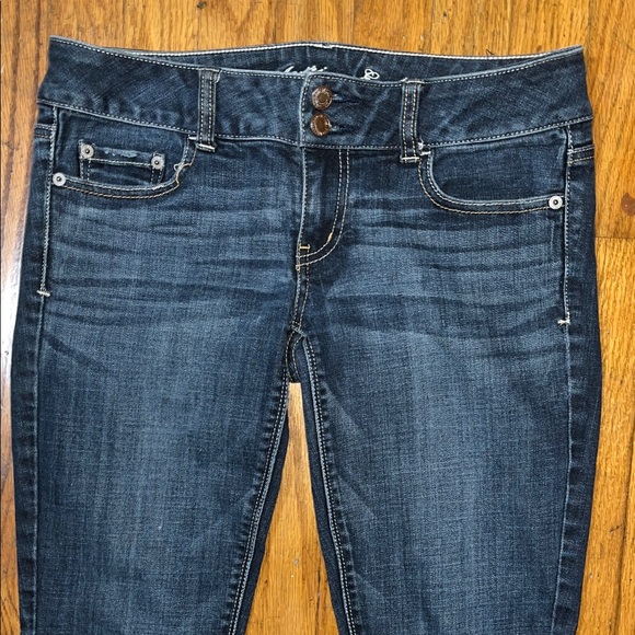 AMERICAN EAGLE OUTFITTERS Dark Wash Flare Denim Blue Jeans Artist SIZE 4 EUC - Picture 3 of 13